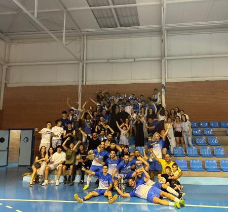 Imagen El equipo local de fútbol sala, F.S Zaidín, campeón de la Liga Comarcal...
